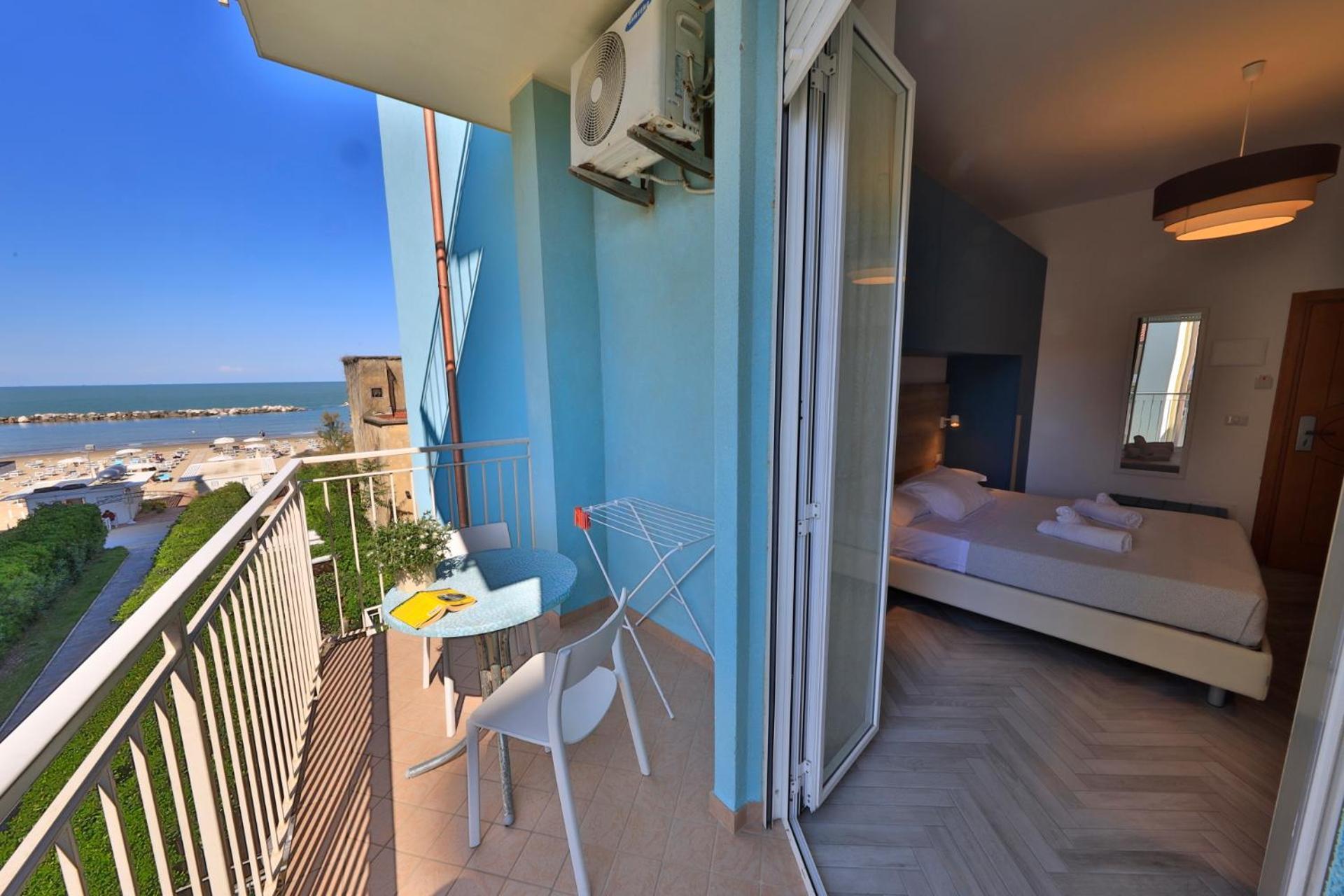 Art Hotel La Perla Bellaria-Igea Marina Esterno foto