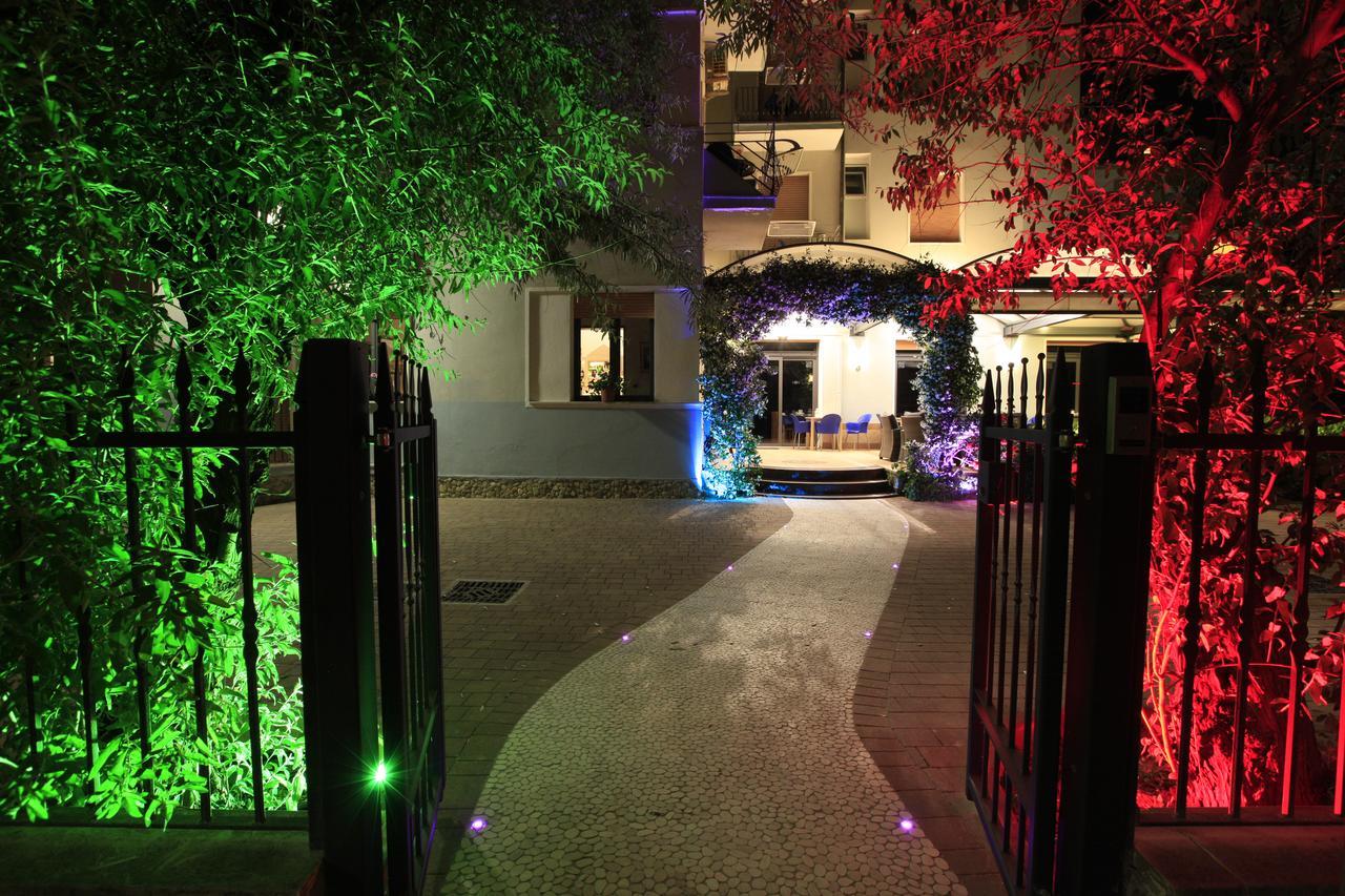 Art Hotel La Perla Bellaria-Igea Marina Esterno foto